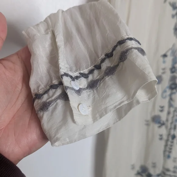 Johnny Was Floral Embroidered Tunic Top Cream Blue Grey Large - Picture 6 of 8